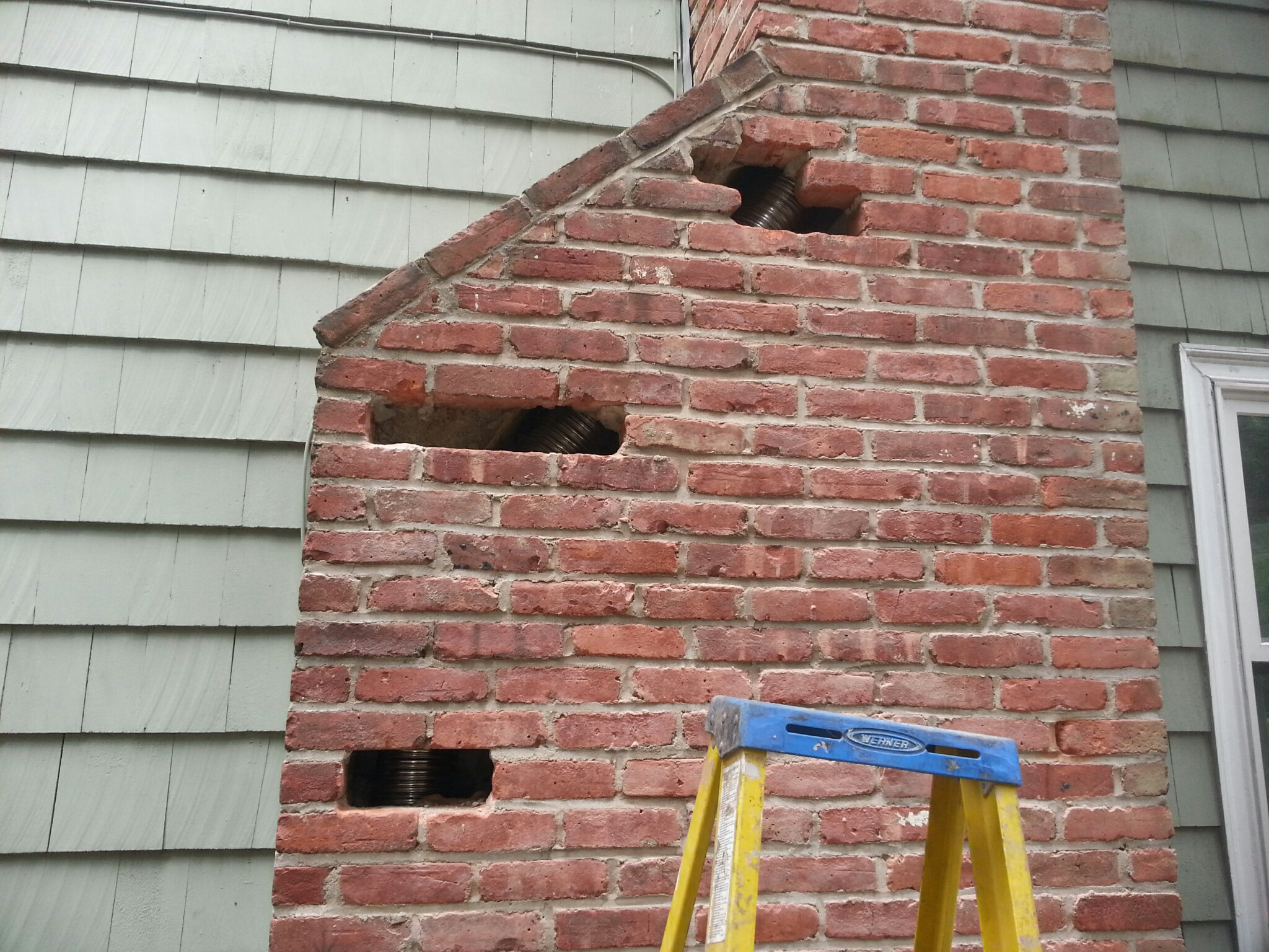 Expert chimney brick and masonry repair in Oyster Bay, New York